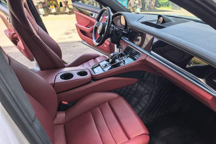 Used Porsche Panamera 2021 Panamera 2.9T Interior 10