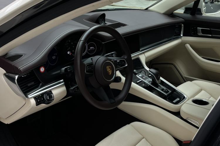 Used Porsche Panamera 2021 Panamera 4 Sport Turismo 2.9T Interior 2