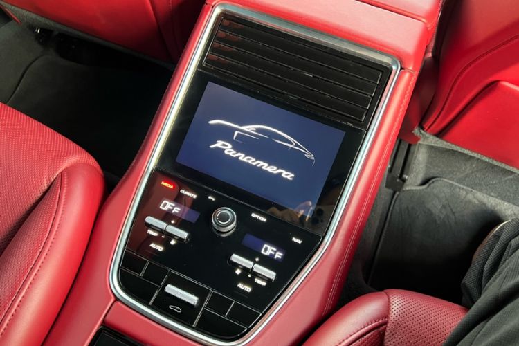 Used Porsche Panamera 2021 Panamera 2.9T Interior 3