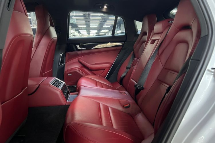 Used Porsche Panamera 2021 Panamera 2.9T Interior 4