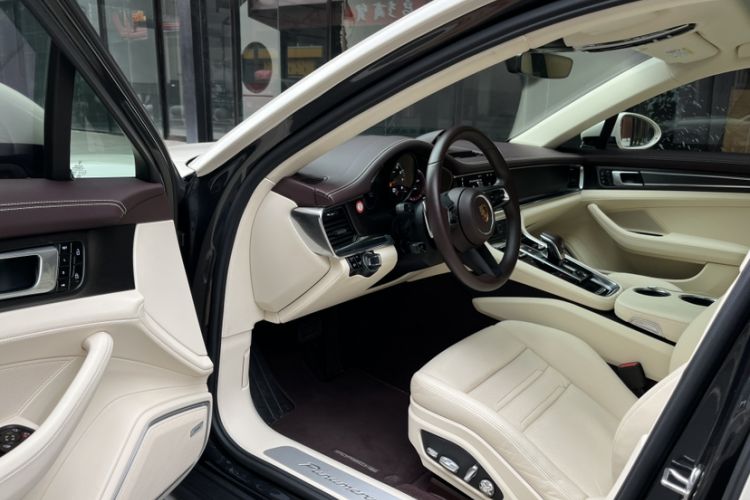 Used Porsche Panamera 2021 Panamera 4 Sport Turismo 2.9T Interior 4
