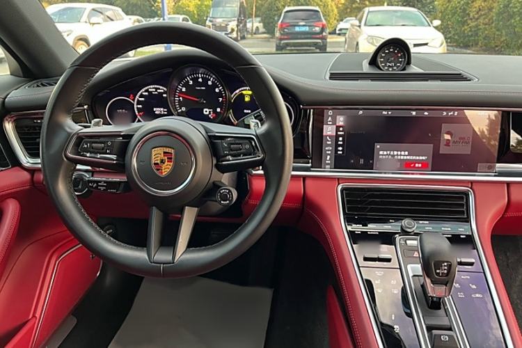 Used Porsche Panamera 2021 Panamera 2.9T Interior 4