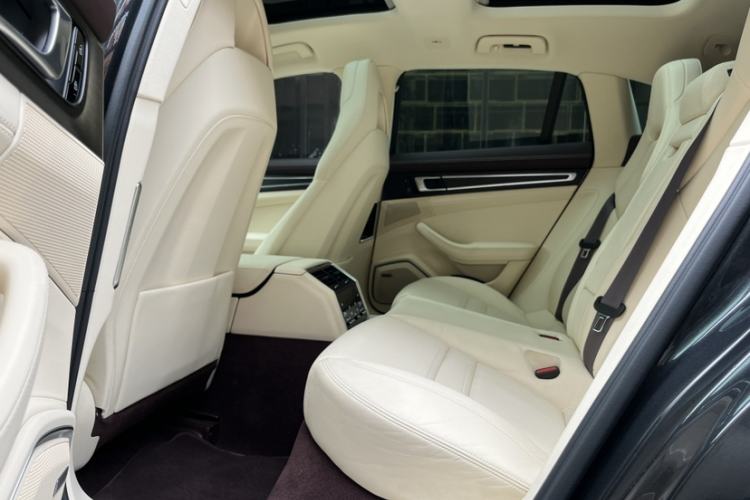 Used Porsche Panamera 2021 Panamera 4 Sport Turismo 2.9T Interior 5