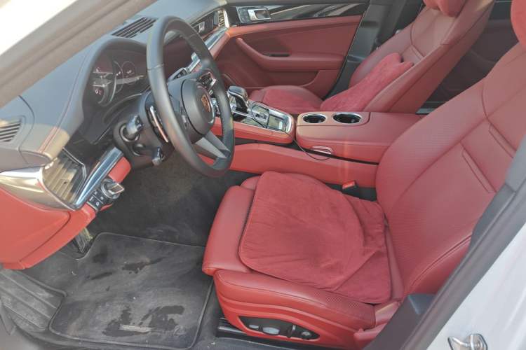 Used Porsche Panamera 2021 Panamera 4 Executive Long Wheelbase 2.9T Left Front Seat