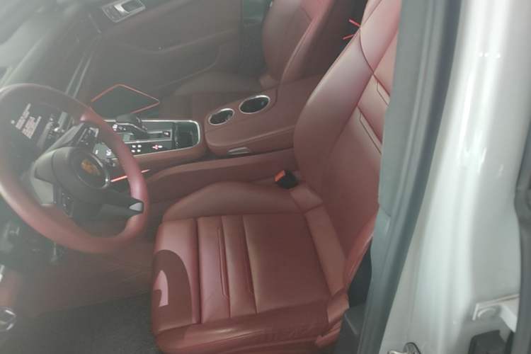 Used Porsche Panamera 2021 Panamera 4 Executive Long Wheelbase 2.9T Left Front Seat