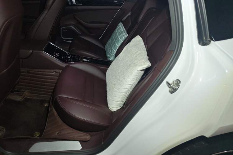 Used Porsche Panamera 2021 Panamera 2.9T Left Rear Seat