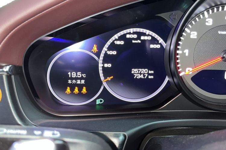 Used Porsche Panamera 2021 Panamera 4 Sport Turismo 2.9T Odometer Close Up