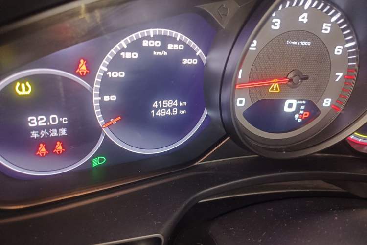 Used Porsche Panamera 2021 Panamera 4 Executive Long Wheelbase 2.9T Odometer Close Up