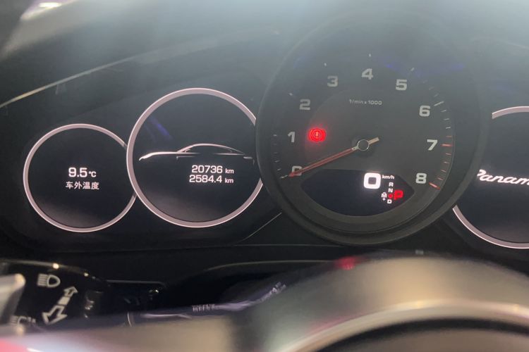 Used Porsche Panamera 2021 Panamera 4 Executive Long Wheelbase 2.9T Odometer Close Up