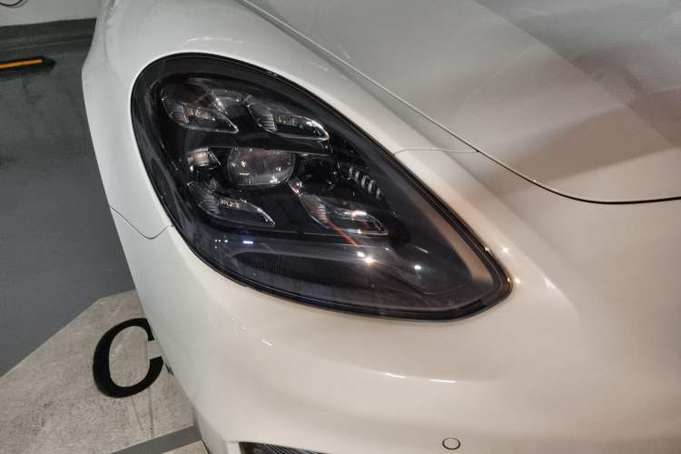 Used Porsche Panamera 2021 Panamera Executive Long Wheelbase 2.9T Right Front Headlight