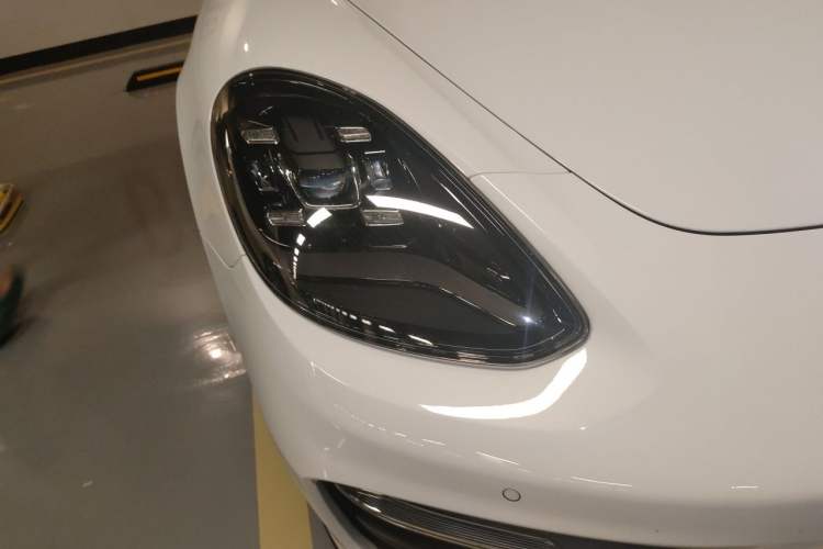 Used Porsche Panamera 2021 Panamera 2.9T Right Front Headlight