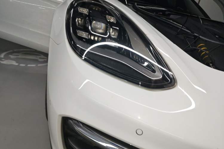 Used Porsche Panamera 2021 Panamera 2.9T Right Front Headlight