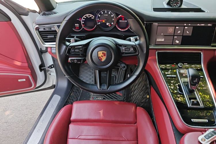 Used Porsche Panamera 2021 Panamera 4 Executive Long Wheelbase 2.9T Steering Wheel