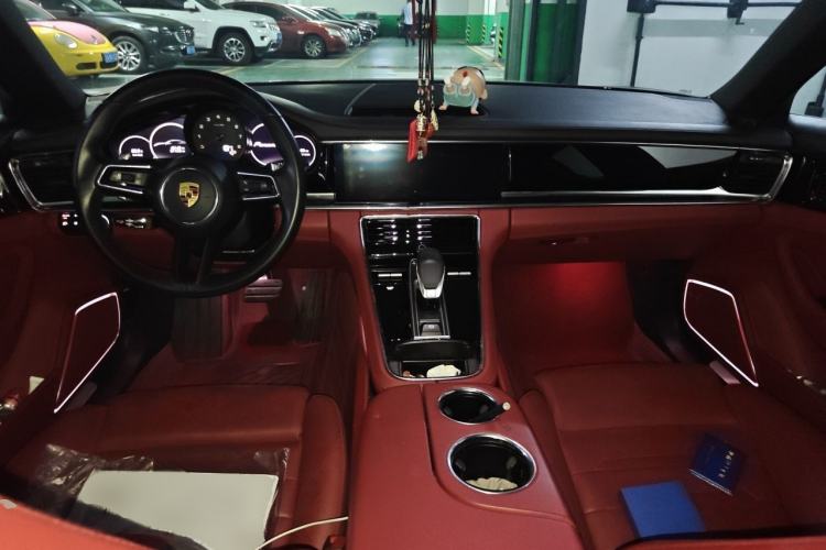 Used Porsche Panamera 2021 Panamera 2.9T Center Console