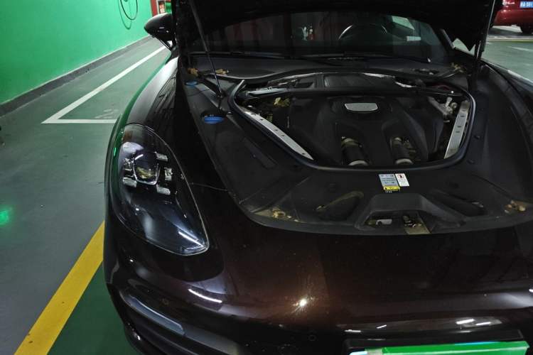 Used Porsche Panamera 2021 Panamera 2.9T Engine Bay Right