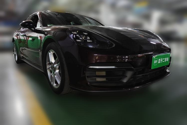 Used Porsche Panamera 2021 Panamera 2.9T Front Right 45 Deg