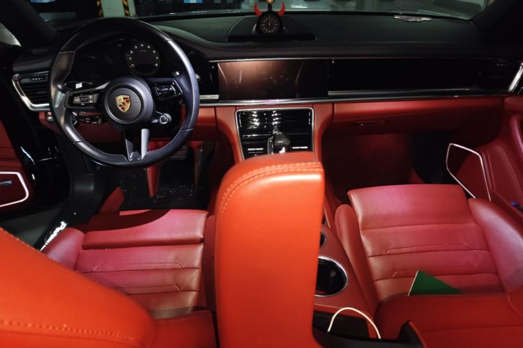 Used Porsche Panamera 2022 Panamera 2.9T Center Console