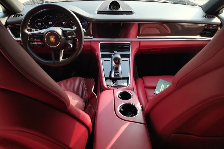 Used Porsche Panamera 2022 Panamera 4 Executive Long Wheelbase 2.9T Center Console