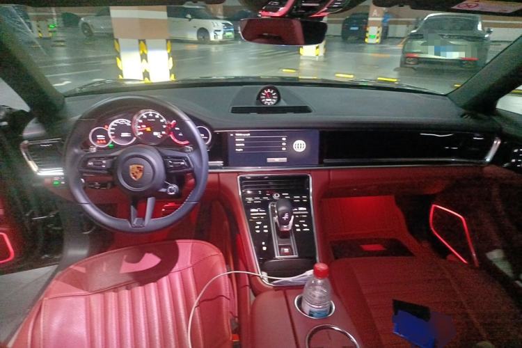 Used Porsche Panamera 2022 Panamera 4S 2.9T Center Console