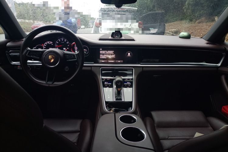 Used Porsche Panamera 2022 Panamera Executive Long Wheelbase 2.9T Center Console