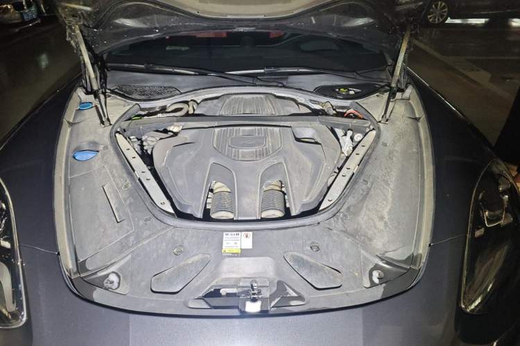Used Porsche Panamera 2022 Panamera Executive Long Wheelbase 2.9T Engine Bay