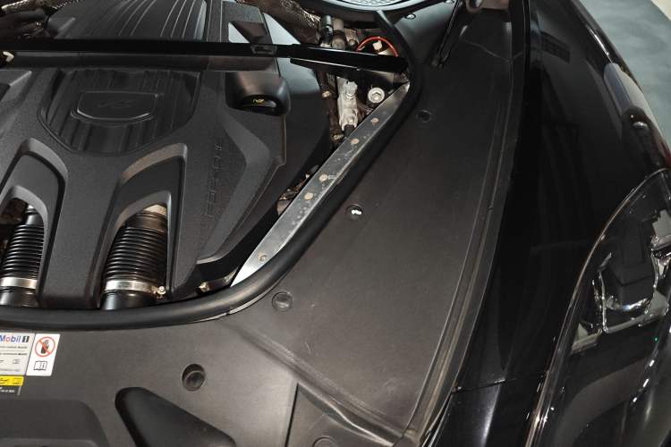 Used Porsche Panamera 2022 Panamera 2.9T Engine Bay Left