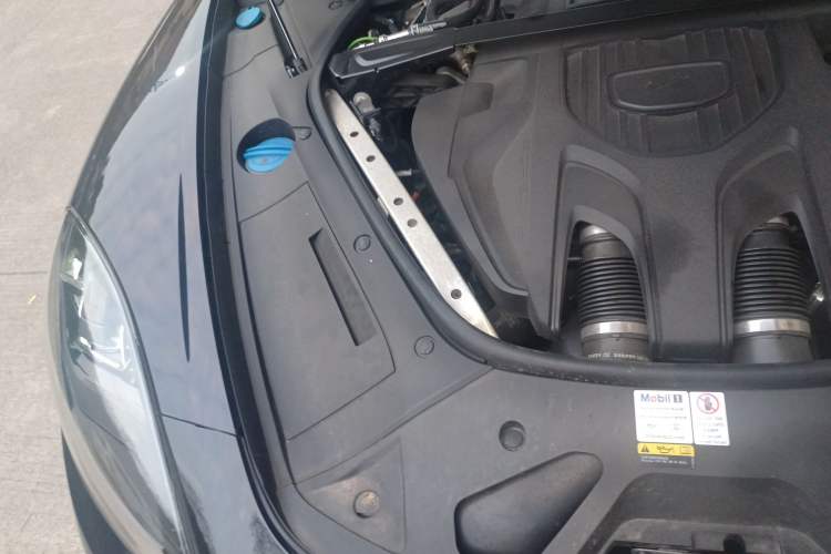 Used Porsche Panamera 2022 Panamera 2.9T Engine Bay Right