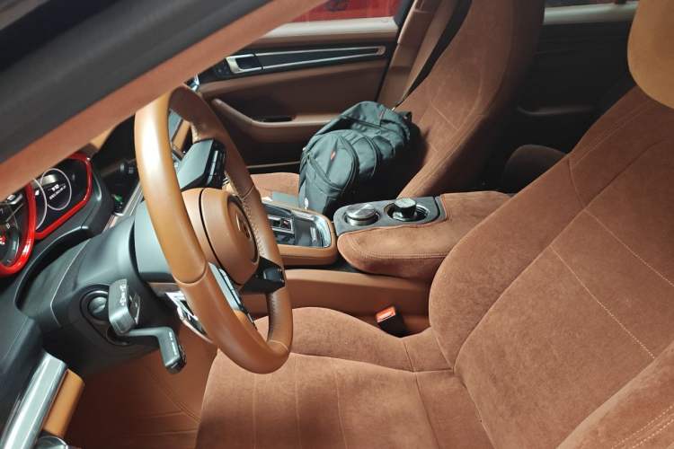 Used Porsche Panamera 2022 Panamera 4 E-Hybrid Platinum Edition 2.9T Left Front Seat