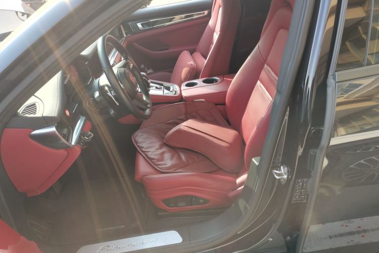 Used Porsche Panamera 2022 Panamera 4 Executive Long Wheelbase 2.9T Left Front Seat