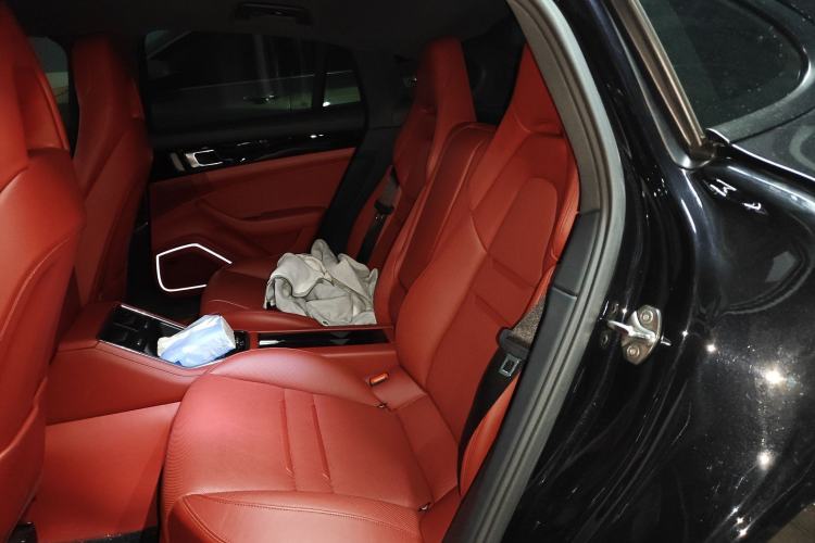 Used Porsche Panamera 2022 Panamera 2.9T Left Rear Seat