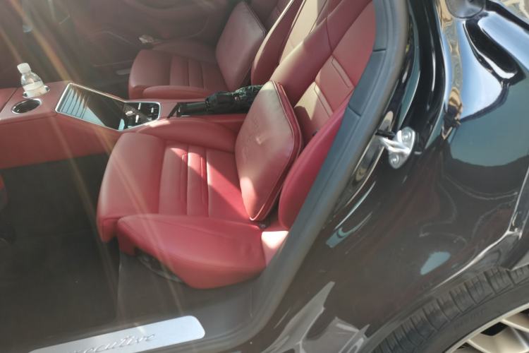 Used Porsche Panamera 2022 Panamera 4 Executive Long Wheelbase 2.9T Left Rear Seat