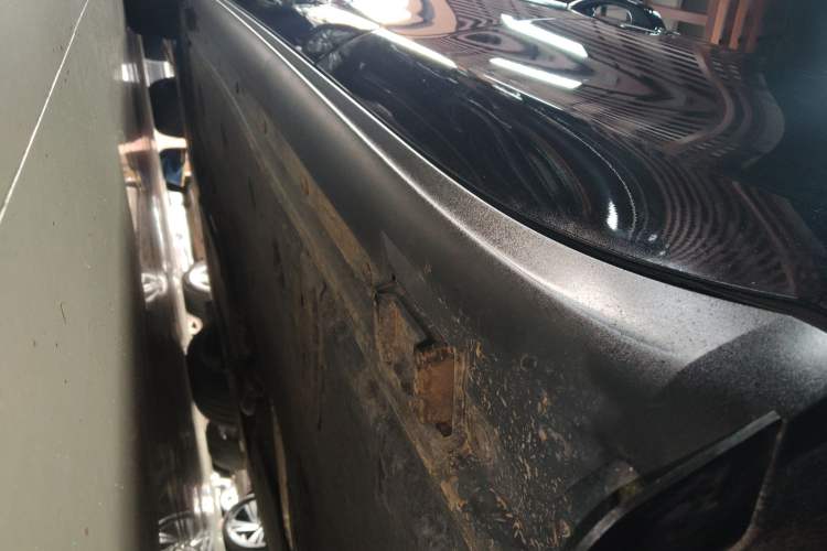 Used Porsche Panamera 2022 Panamera 4 Sport Turismo 2.9T Left Side Sill