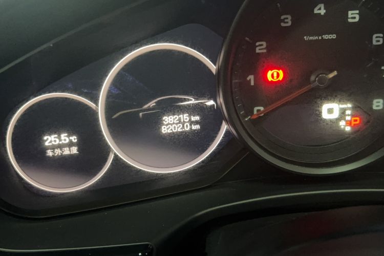 Used Porsche Panamera 2022 Panamera Executive Long Wheelbase 2.9T Odometer Close Up