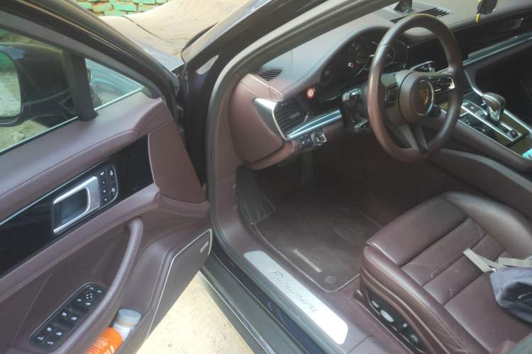 Used Porsche Panamera 2022 Panamera Executive Long Wheelbase 2.9T Driver Seat