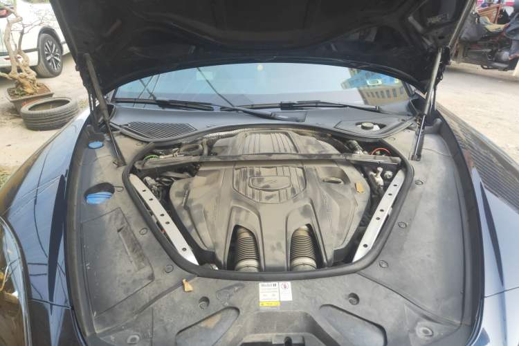 Used Porsche Panamera 2022 Panamera Executive Long Wheelbase 2.9T Engine Bay