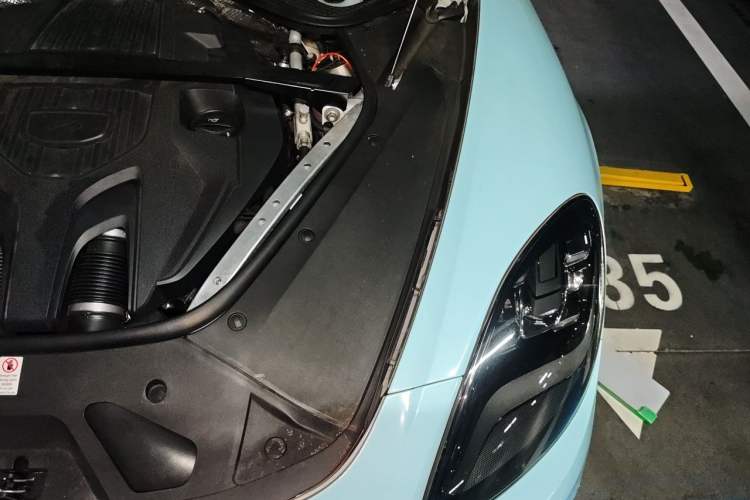 Used Porsche Panamera 2022 Panamera 2.9T Engine Bay Left