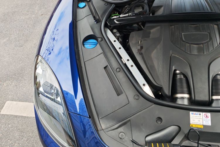 Used Porsche Panamera 2022 Panamera 2.9T Engine Bay Right