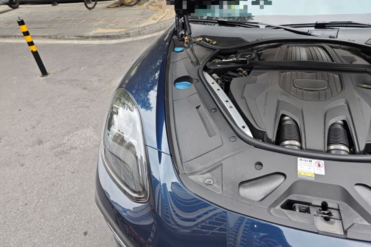 Used Porsche Panamera 2022 Panamera 2.9T Engine Bay Right
