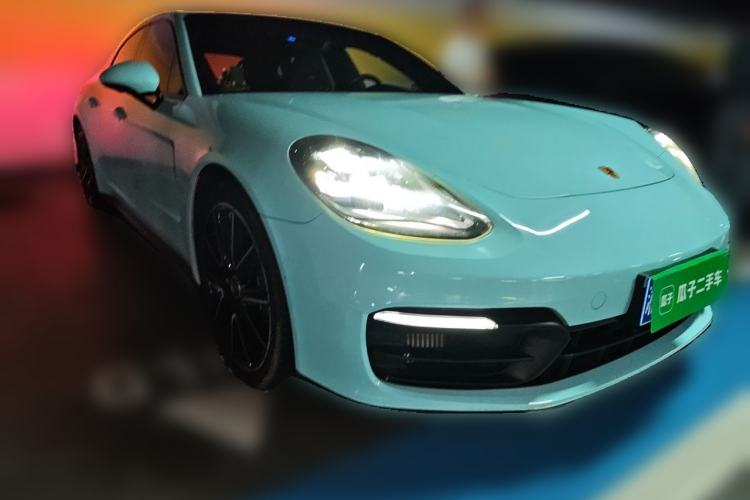 Used Porsche Panamera 2022 Panamera 2.9T Front Right 45 Deg