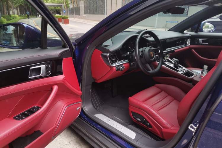 Used Porsche Panamera 2022 Panamera 2.9T Interior 3