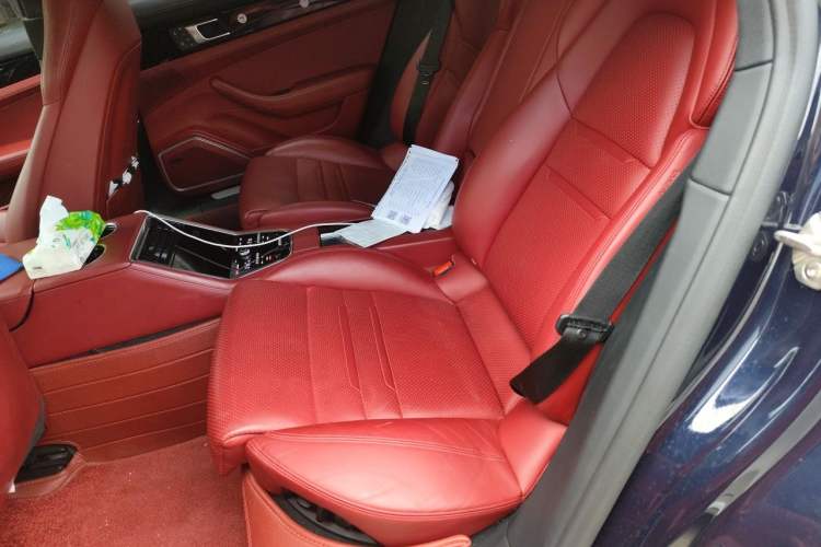 Used Porsche Panamera 2022 Panamera Executive Long Wheelbase Platinum Edition 2.9T Left Rear Seat