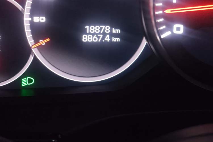 Used Porsche Panamera 2022 Panamera Executive Long Wheelbase 2.9T Odometer Close Up