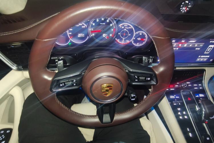 Used Porsche Panamera 2022 Panamera Executive Long Wheelbase 2.9T Steering Wheel