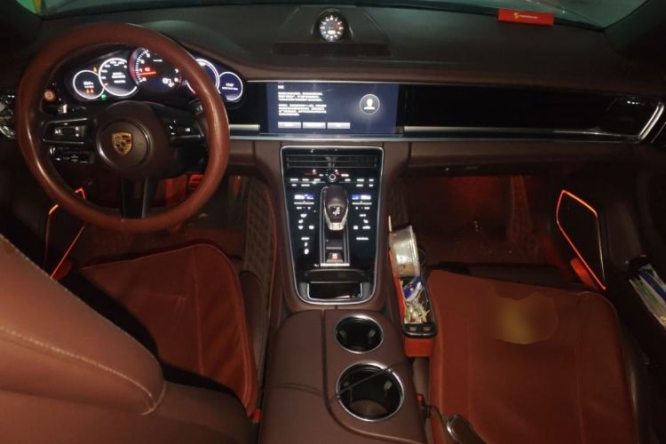 Used Porsche Panamera 2022 Panamera 2.9T Center Console