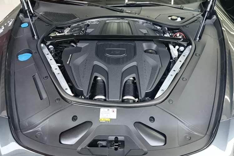 Used Porsche Panamera 2022 Panamera 2.9T Engine Bay