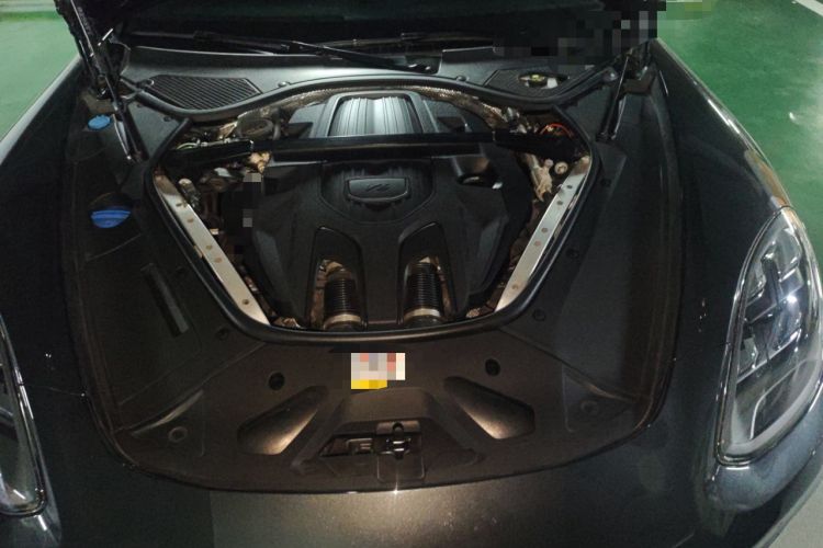 Used Porsche Panamera 2022 Panamera 2.9T Engine Bay