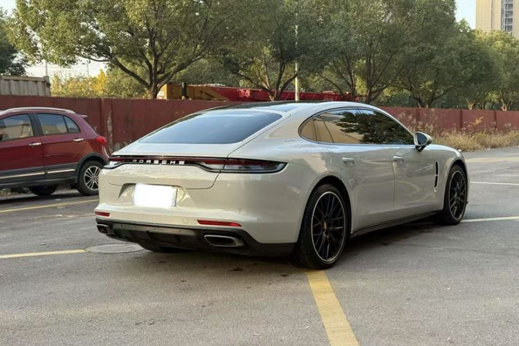 Used Porsche Panamera 2022 Panamera 4 Executive Long Wheelbase 2.9T Exterior 5