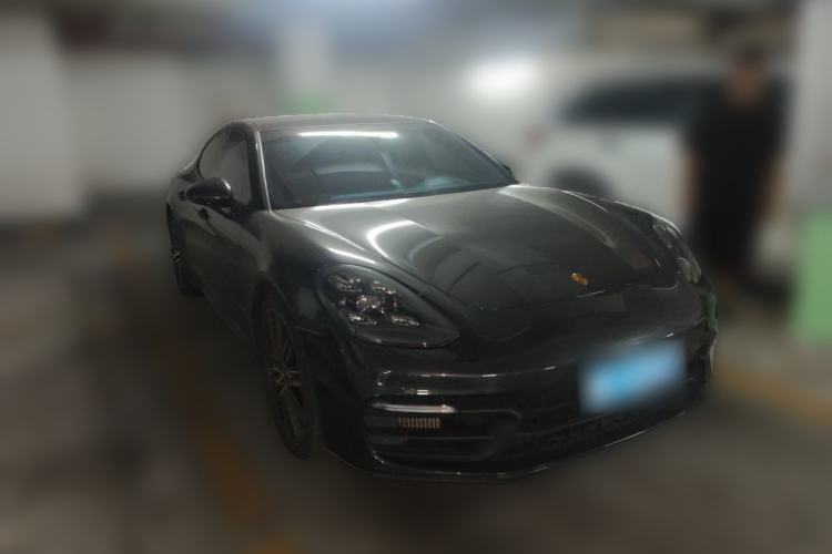 Used Porsche Panamera 2022 Panamera 2.9T Front Right 45 Deg