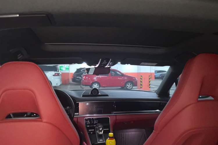 Used Porsche Panamera 2022 Panamera 4 Executive Extended Platinum Edition 2.9T Headliner