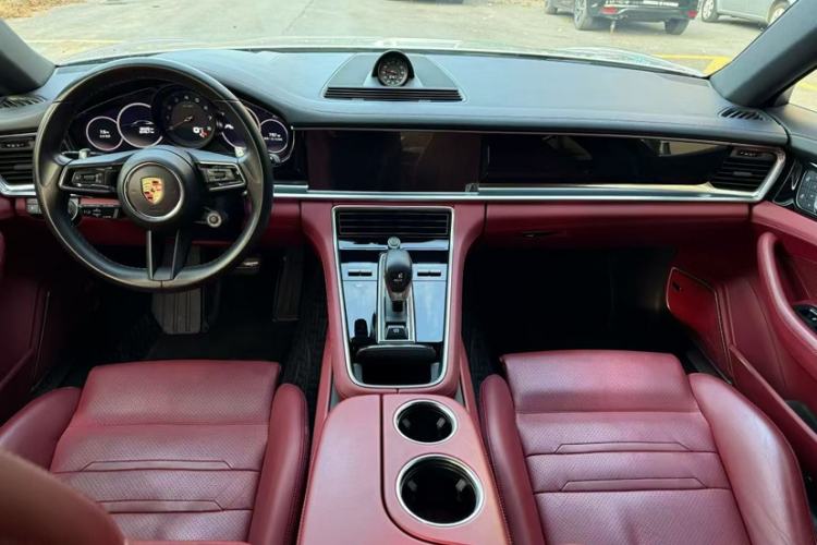 Used Porsche Panamera 2022 Panamera 4 Executive Long Wheelbase 2.9T Interior 1